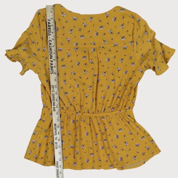 Monteau Womens Top Yellow Floral Ruffle Trim Short Sleeve Peplum Blouse Size M - Picture 7 of 8